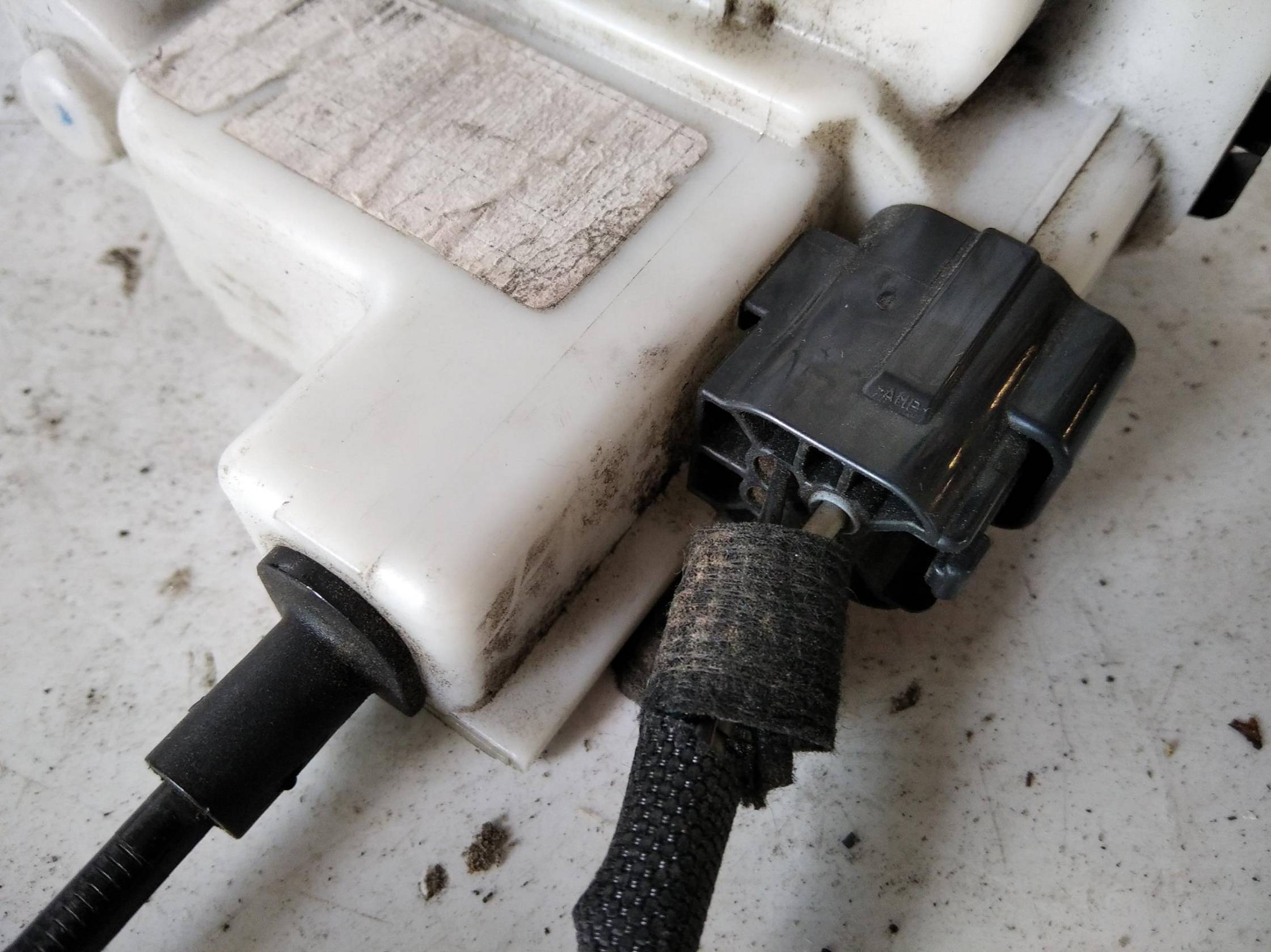 Serratura porta post. dx.